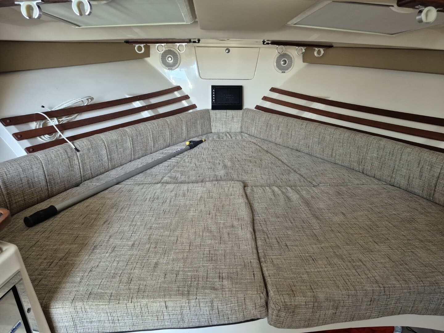 2018 Grady-White 330 Express