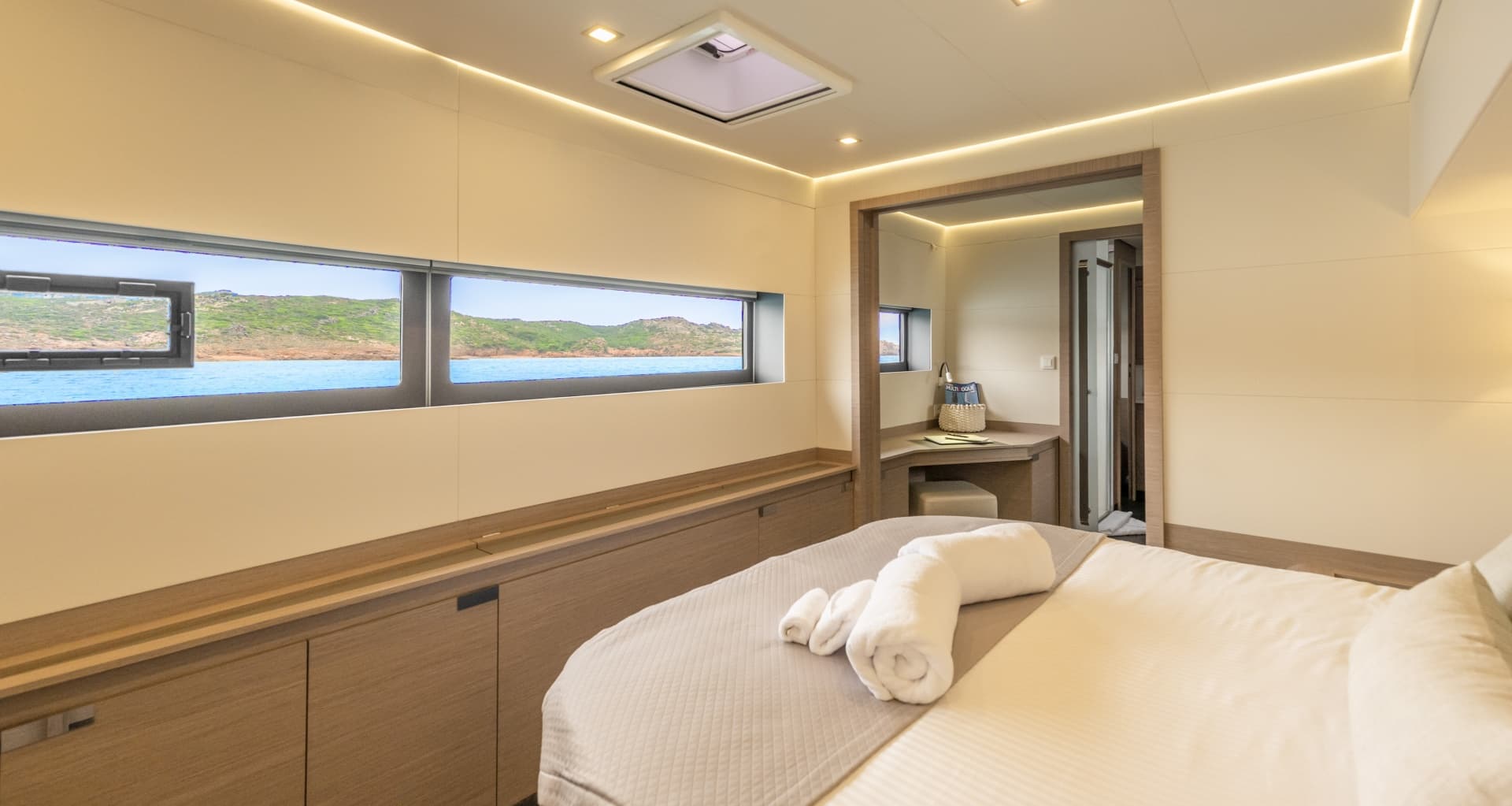 2022 Fountaine Pajot Alegria