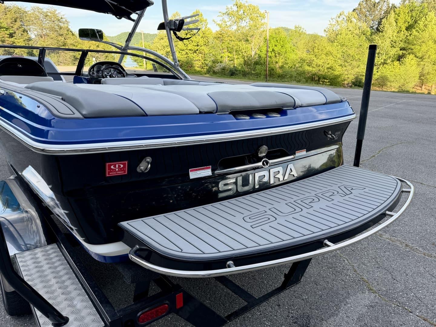 2008 Supra Launch 22SSV World's Edition