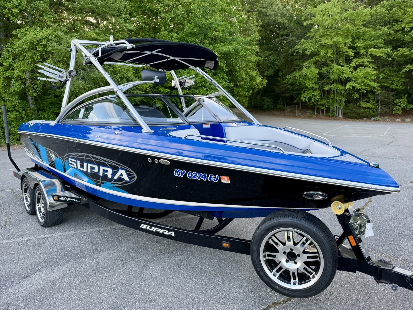 2008 Supra Launch 22SSV World's Edition