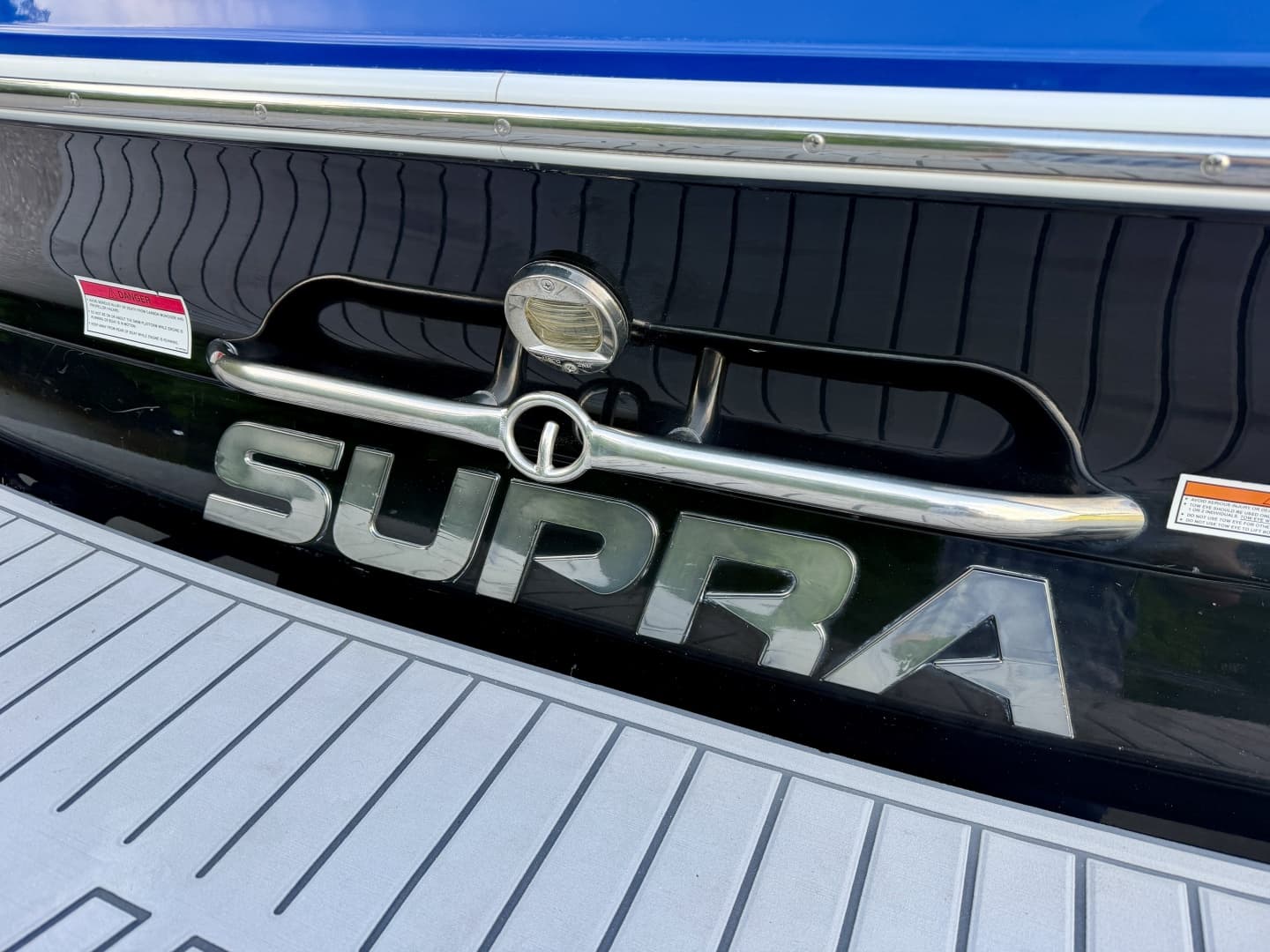 2008 Supra Launch 22SSV World's Edition