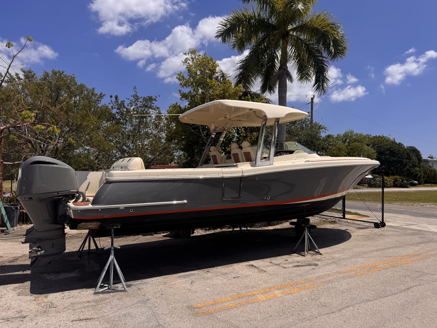 2018 Chris-Craft 