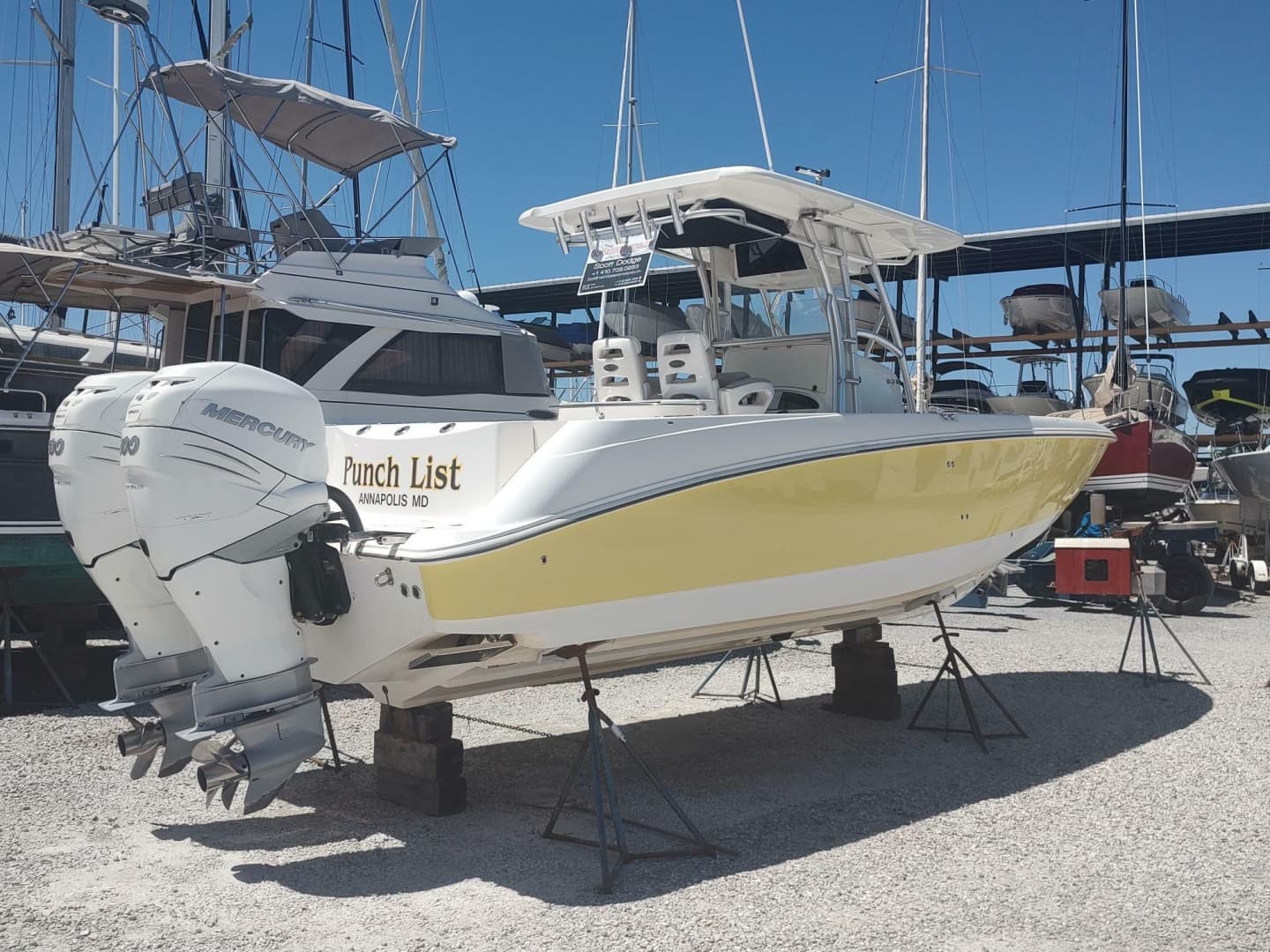 2006 Boston Whaler 320 Outrage
