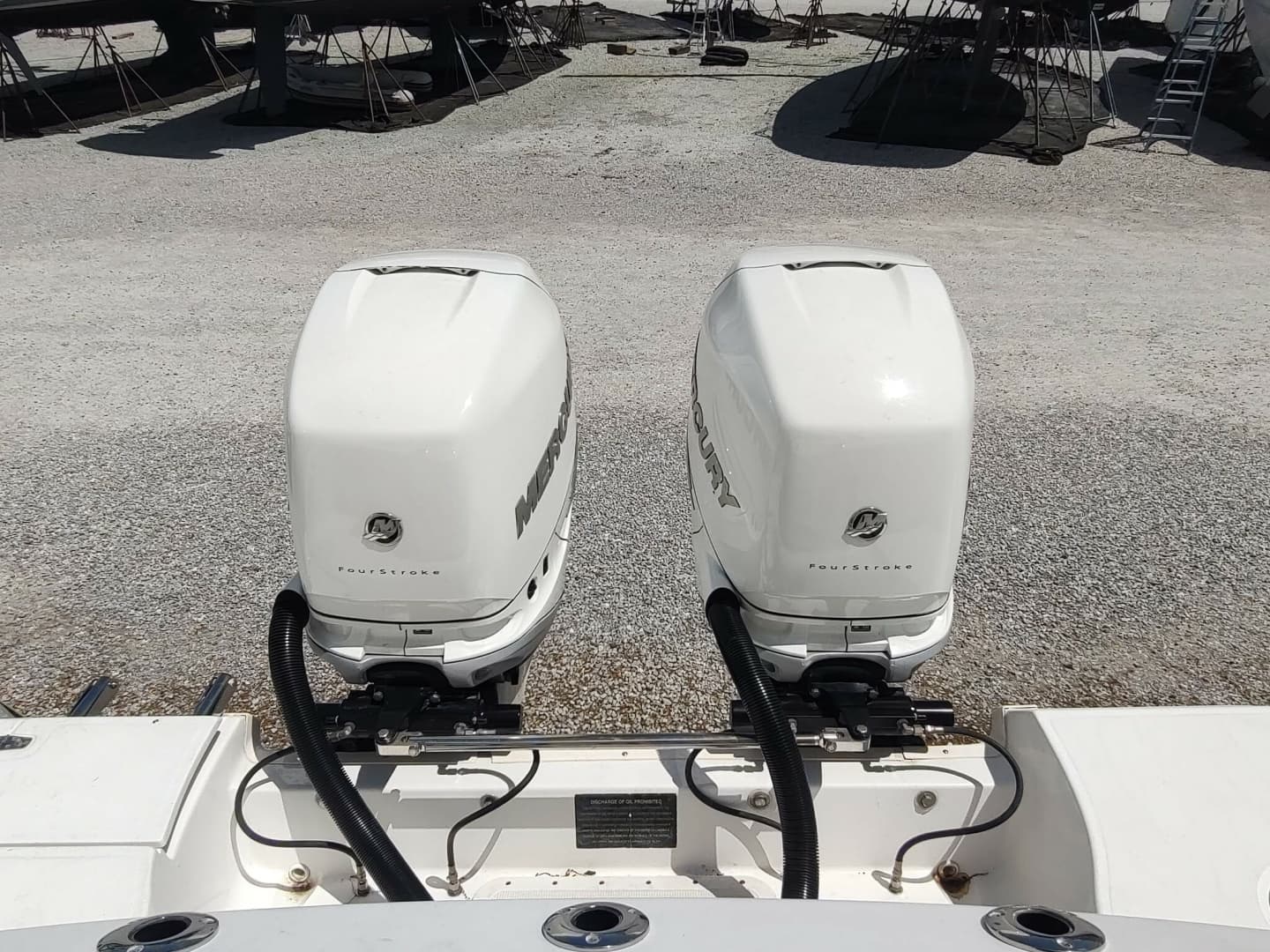 2006 Boston Whaler 320 Outrage