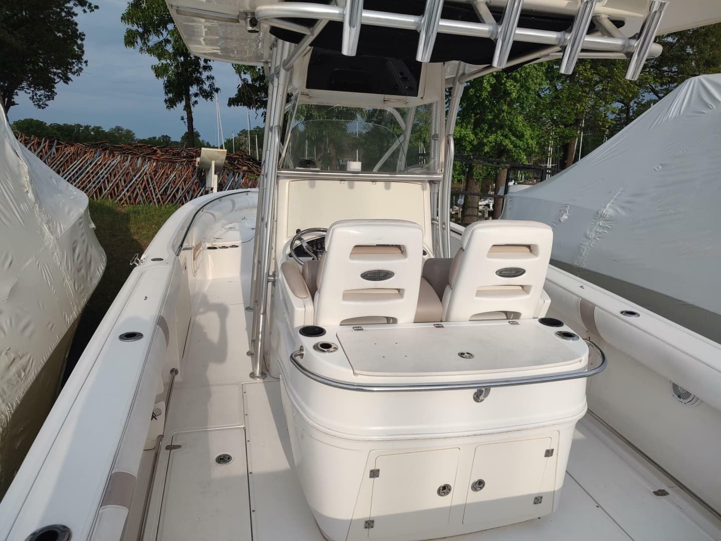 2006 Boston Whaler 320 Outrage