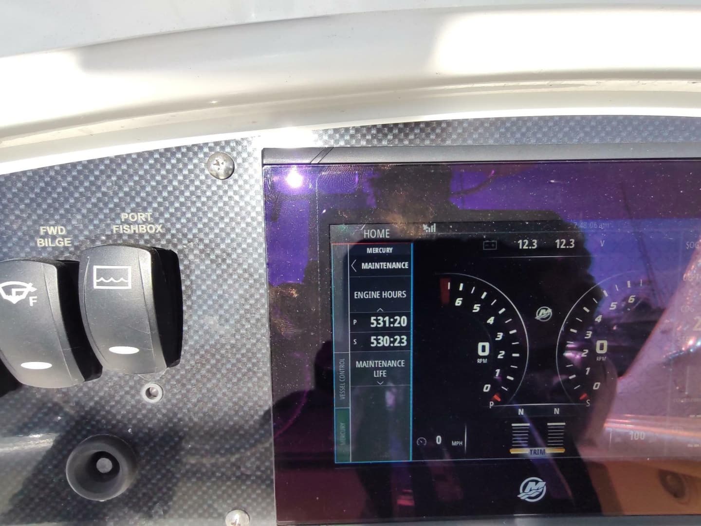 2006 Boston Whaler 320 Outrage