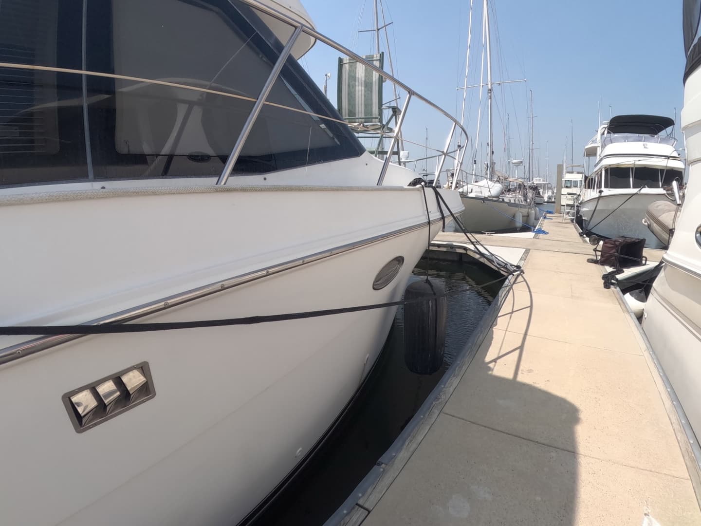 2000 Carver 406 Motor Yacht