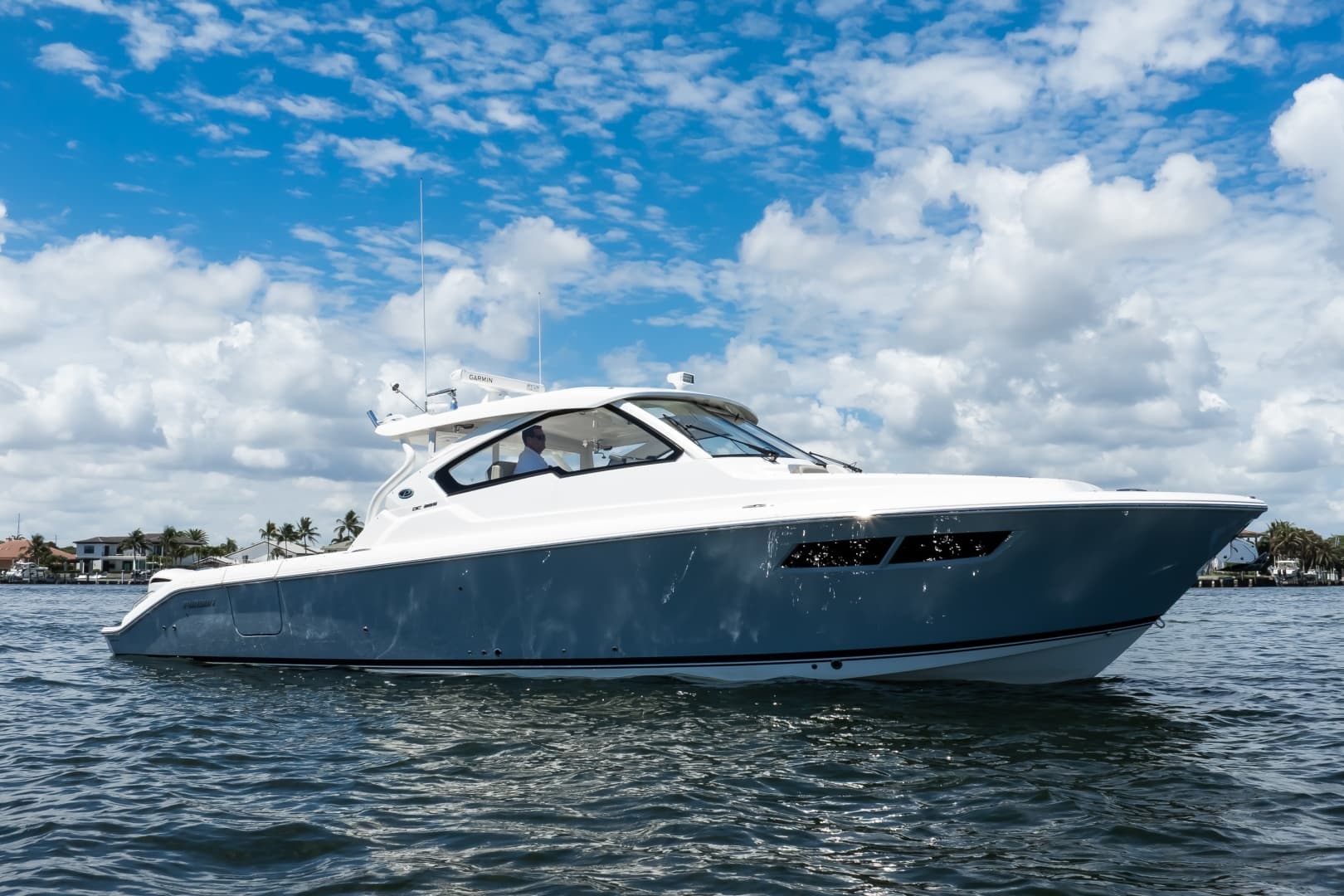 Pursuit 37 - Irish Ayes - Profile