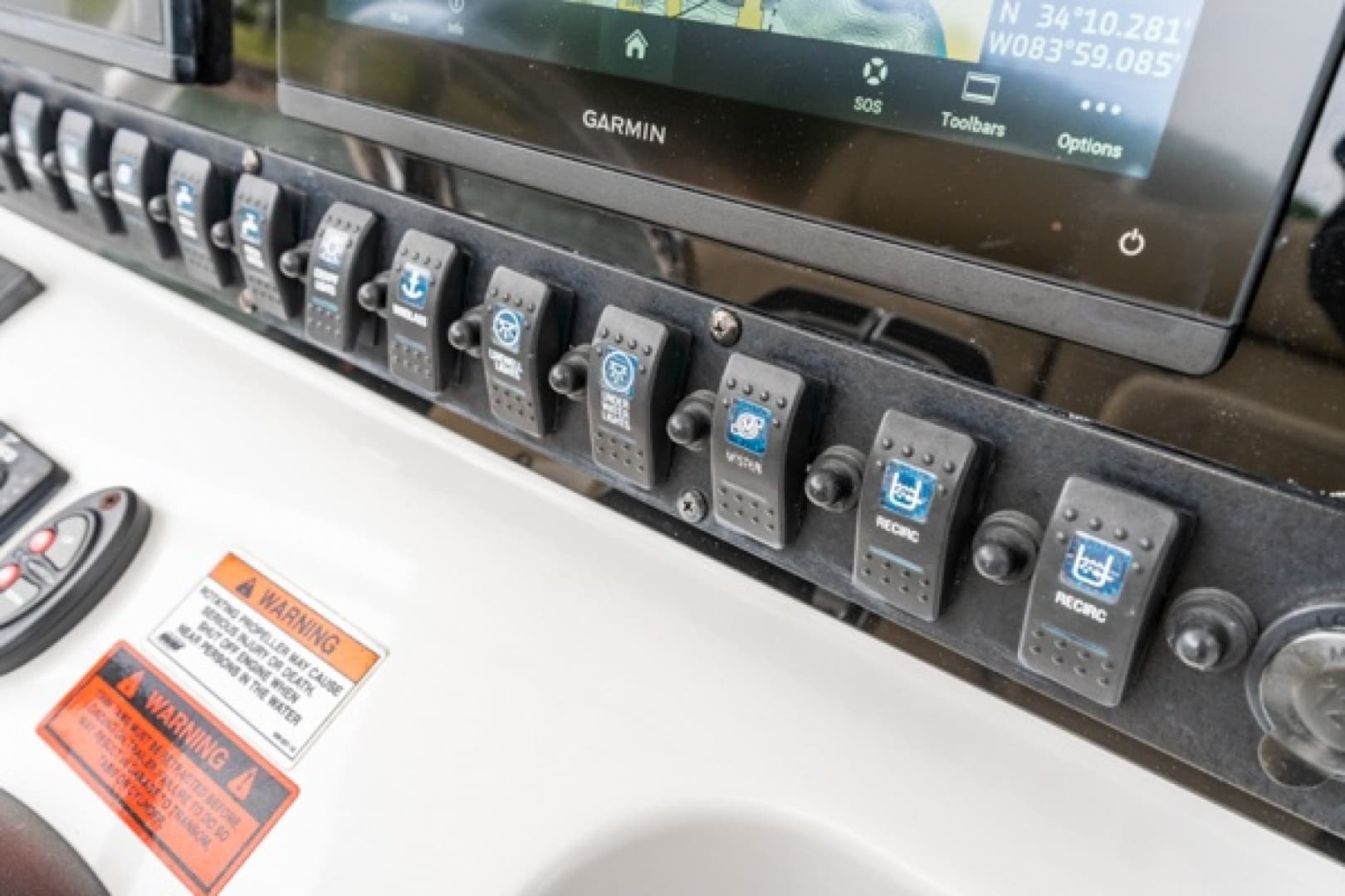 2018 Sea Hunt 27 Gamefish FS