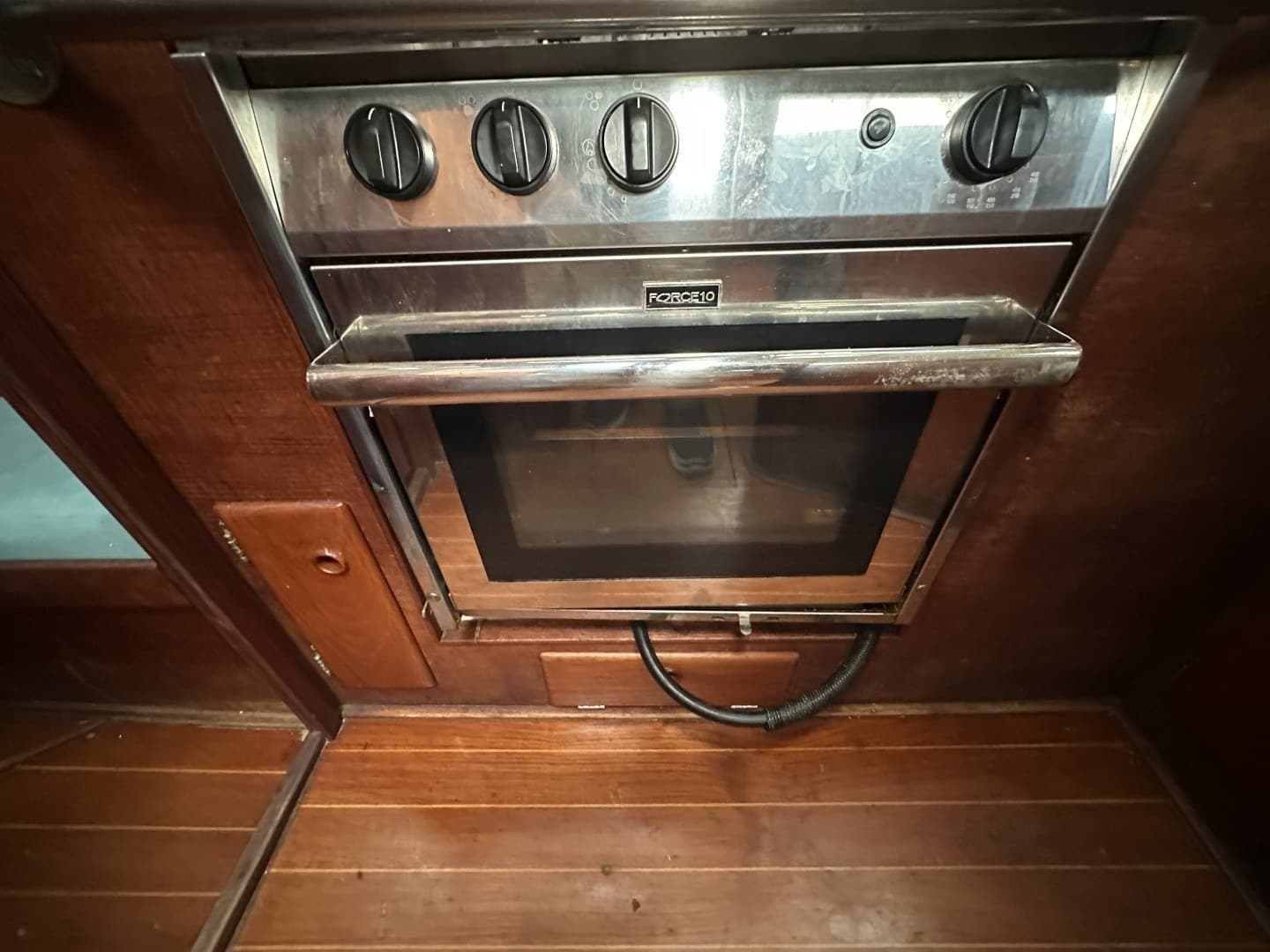1991 Sabre 425