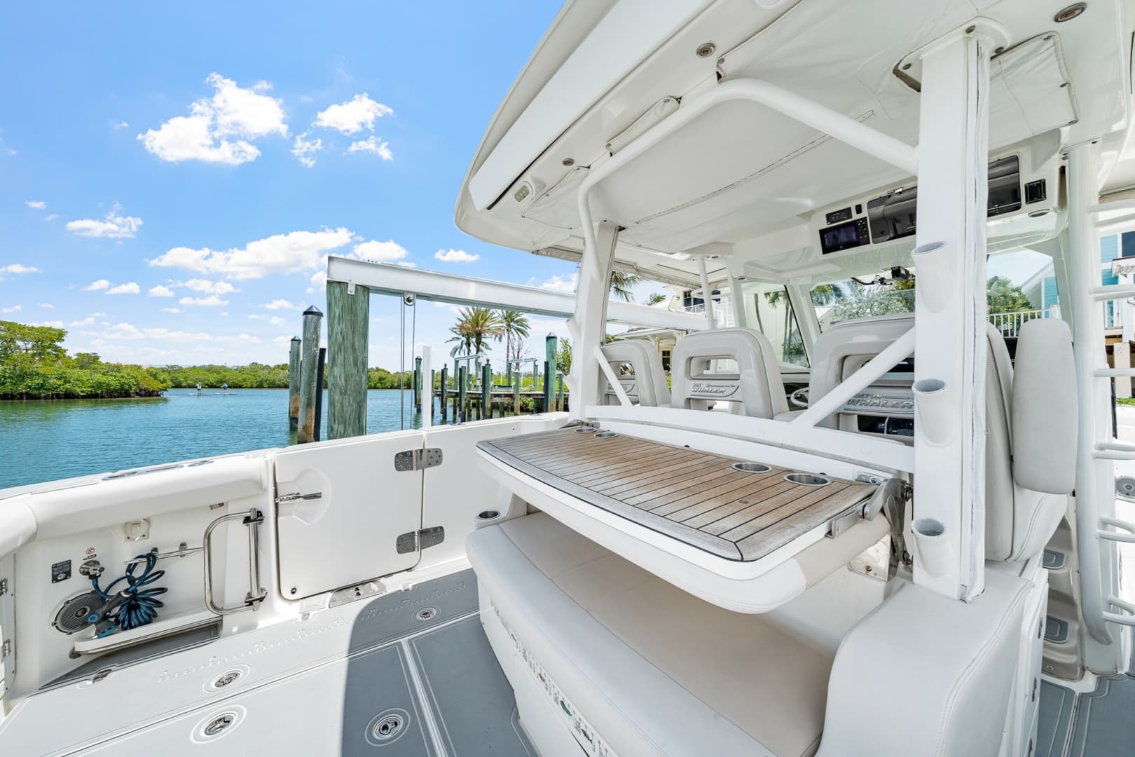 2018 Boston Whaler 380 Outrage