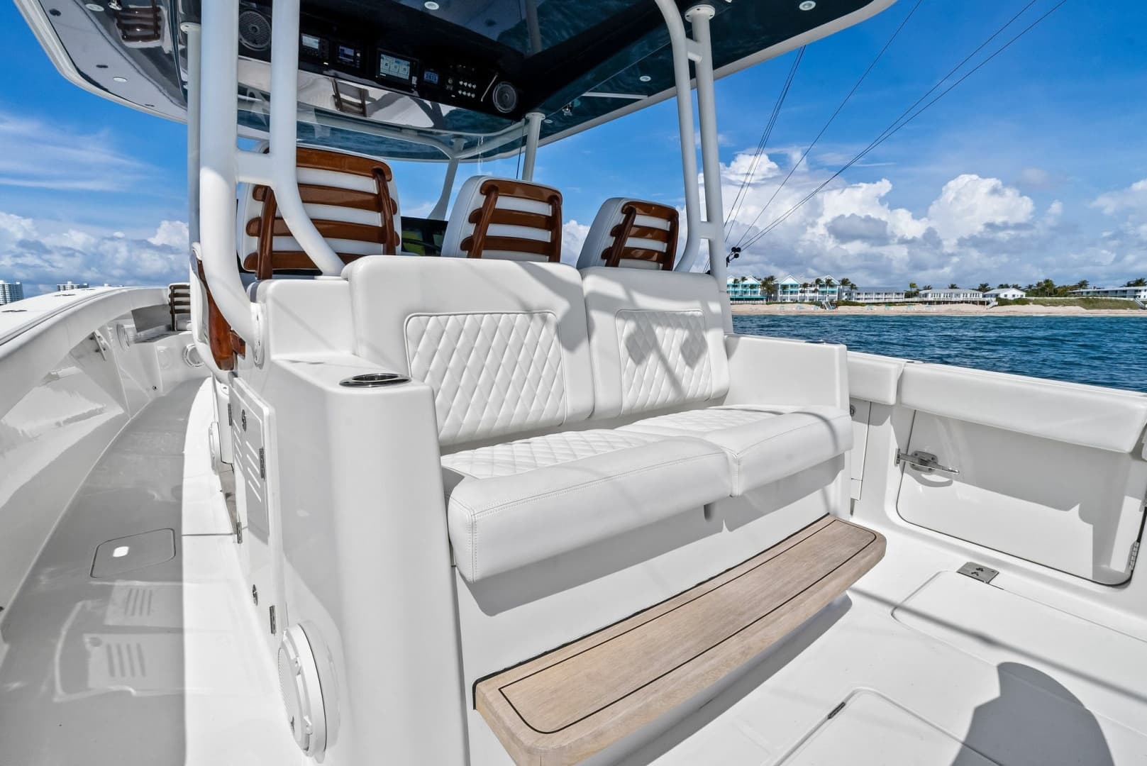 2020 Jupiter 43 SF MENACE