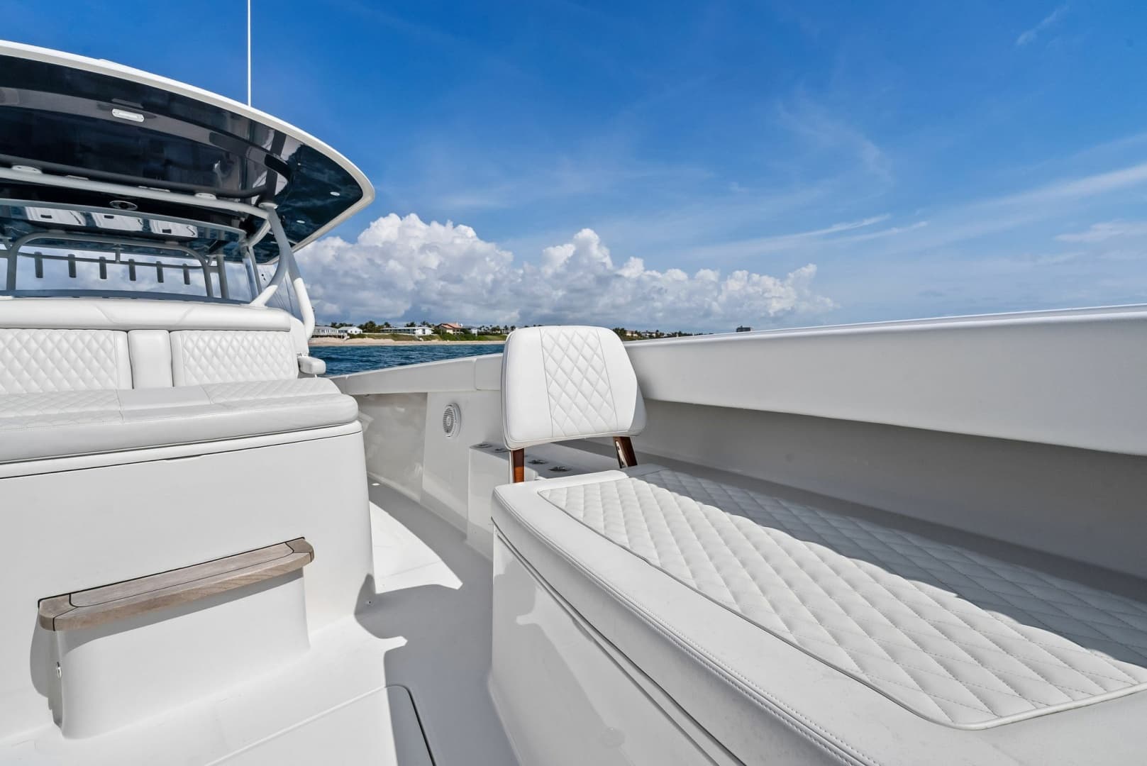 2020 Jupiter 43 SF MENACE