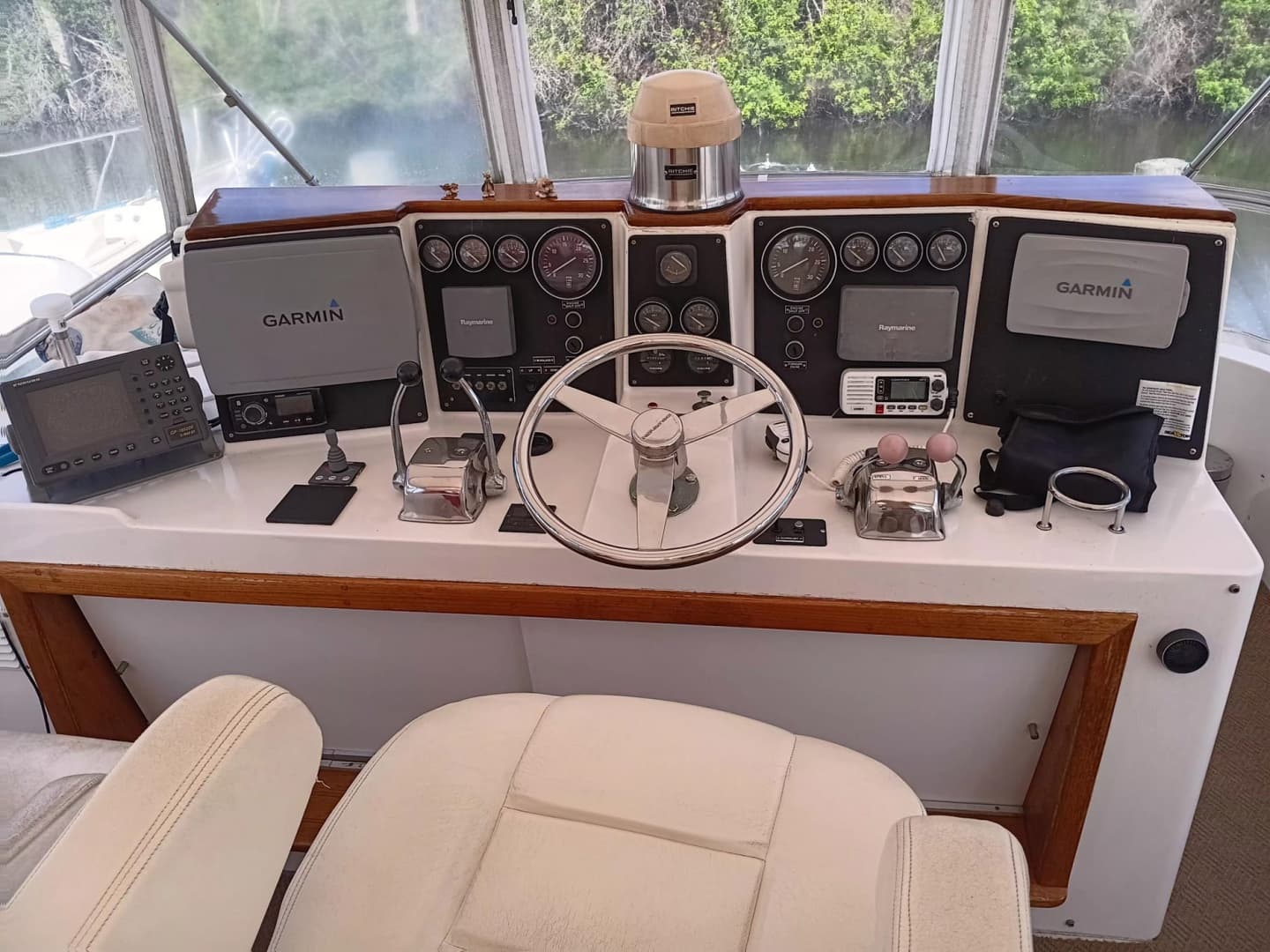 1996 Novatec 50 Islander Cockpit
