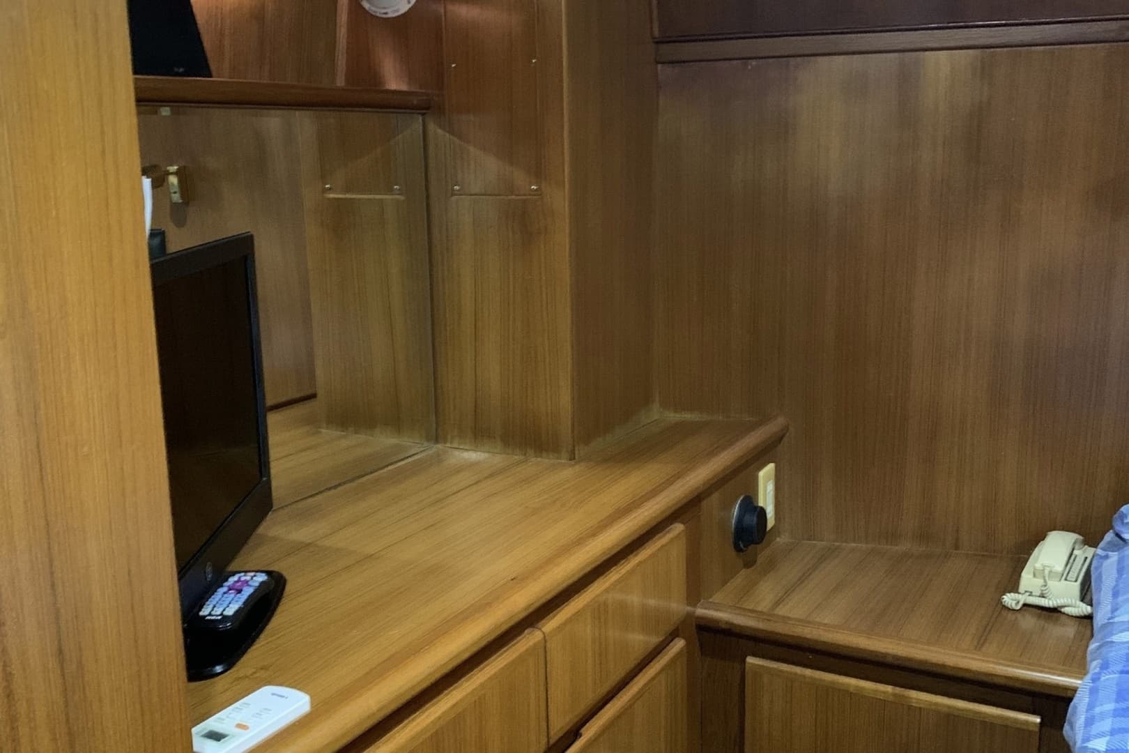 1996 Novatec 50 Islander Cockpit