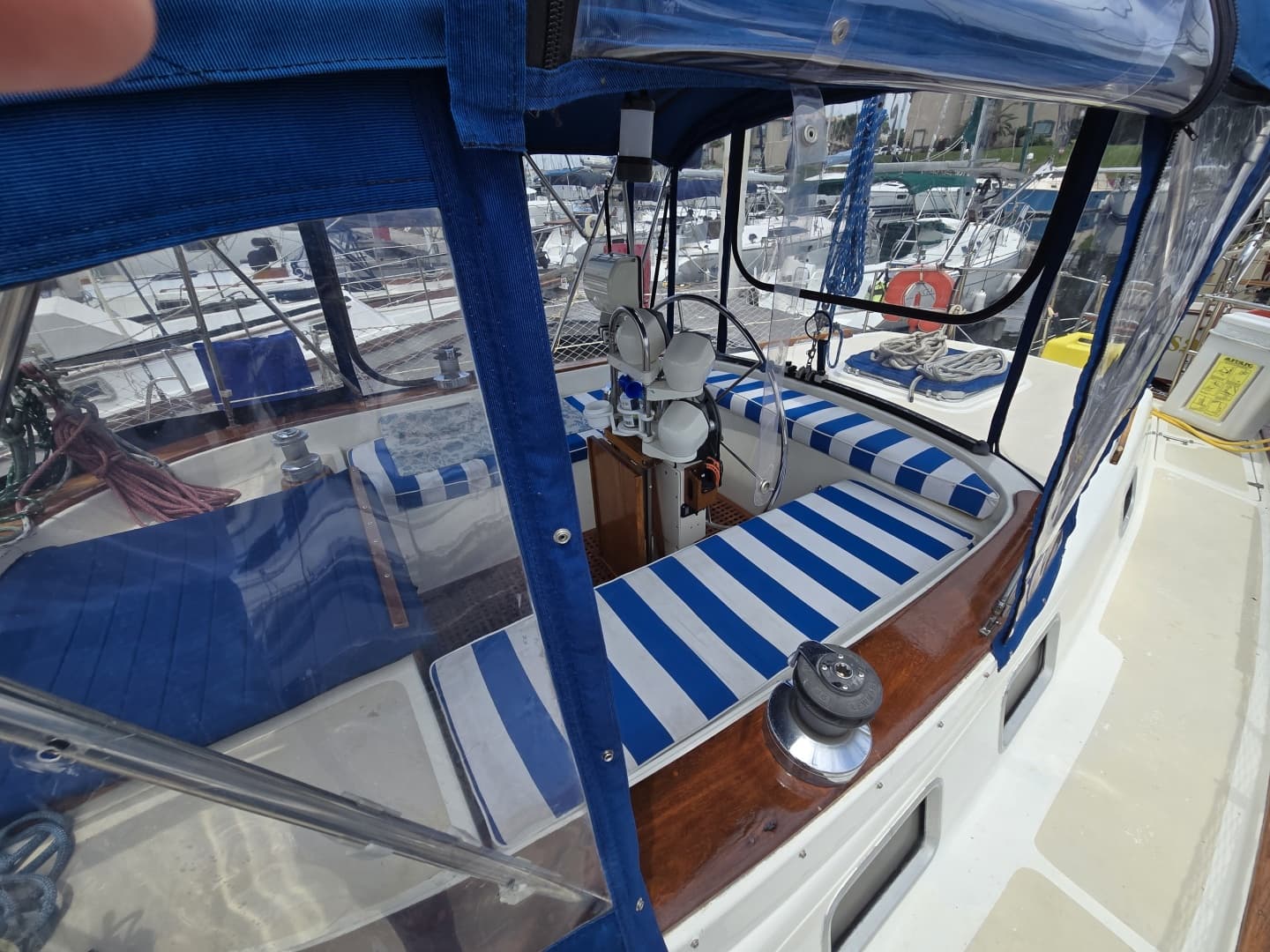 1985 Endeavour 42 CC