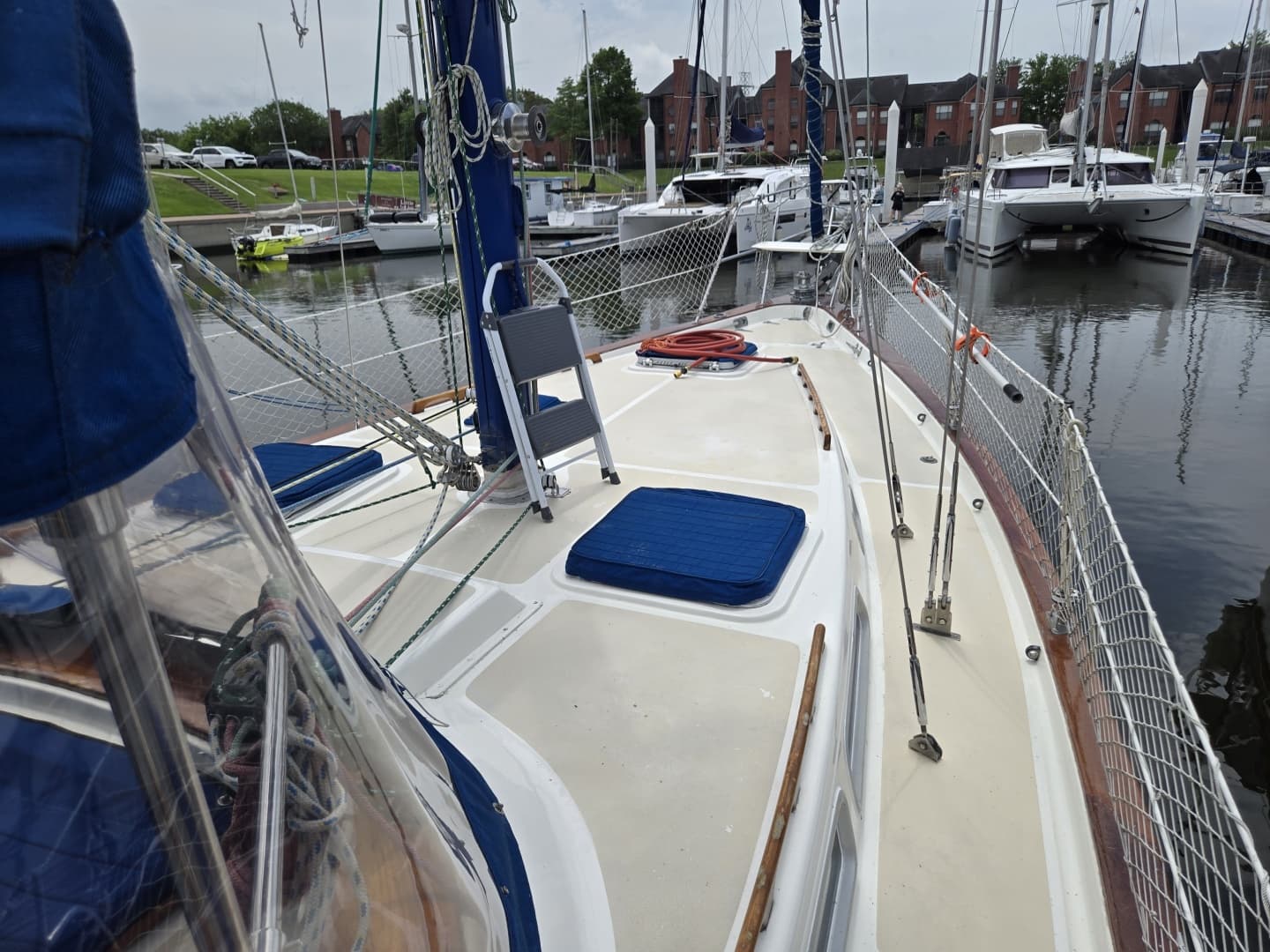 1985 Endeavour 42 CC