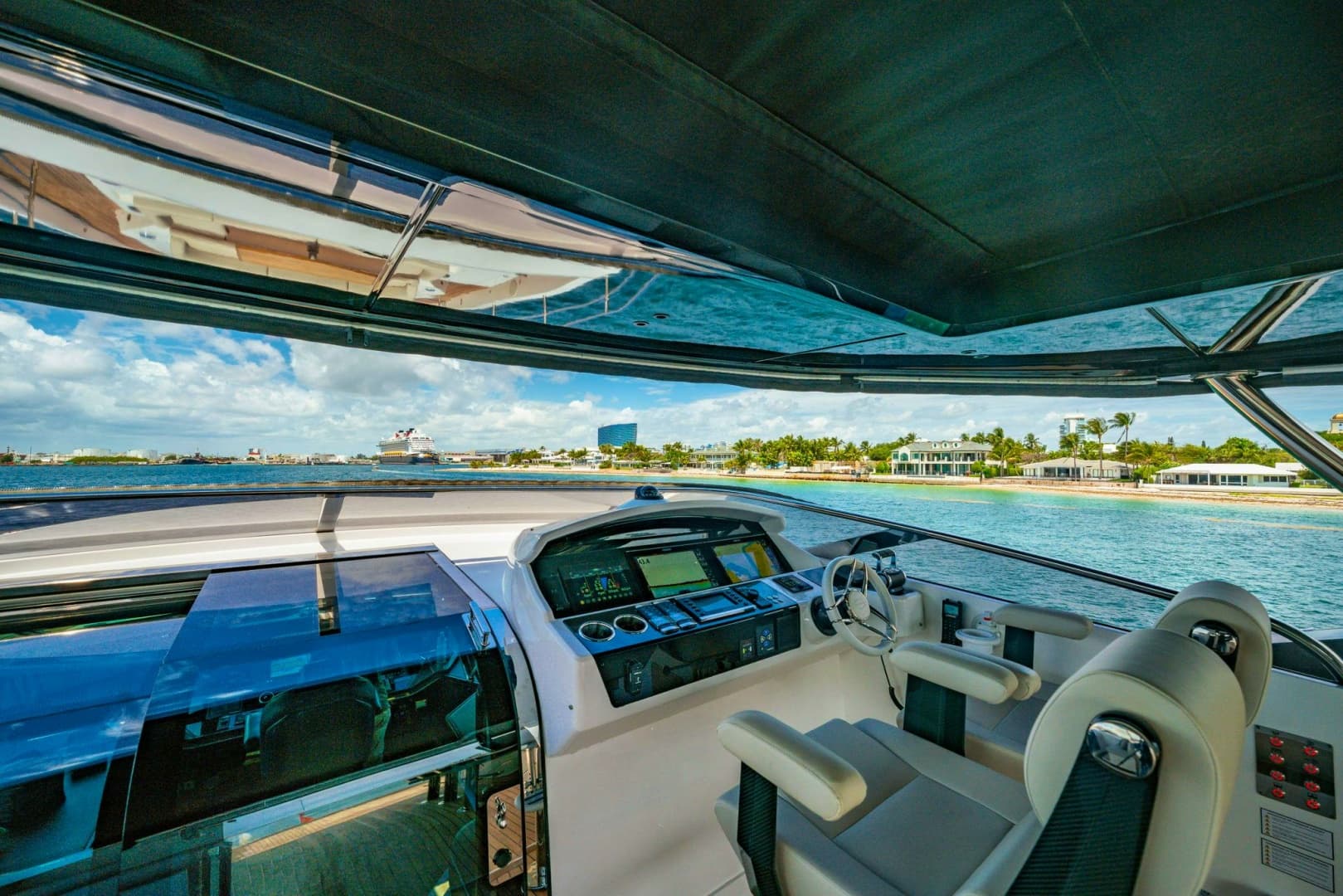 2024 Sunseeker Sunseeker 100 Yacht
