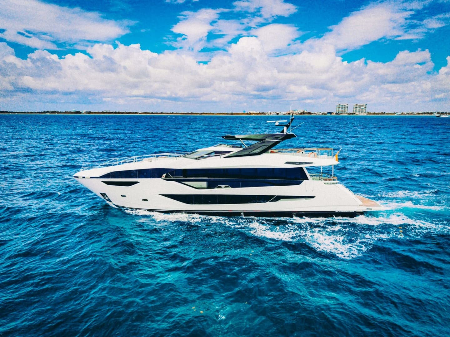 2024 Sunseeker Sunseeker 100 Yacht