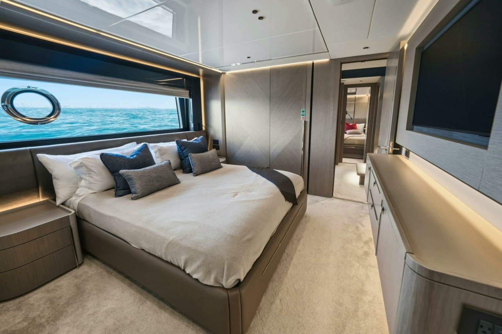 2024 Sunseeker Sunseeker 100 Yacht