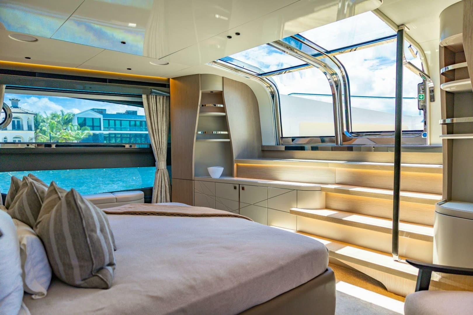 2024 Sunseeker Sunseeker 100 Yacht