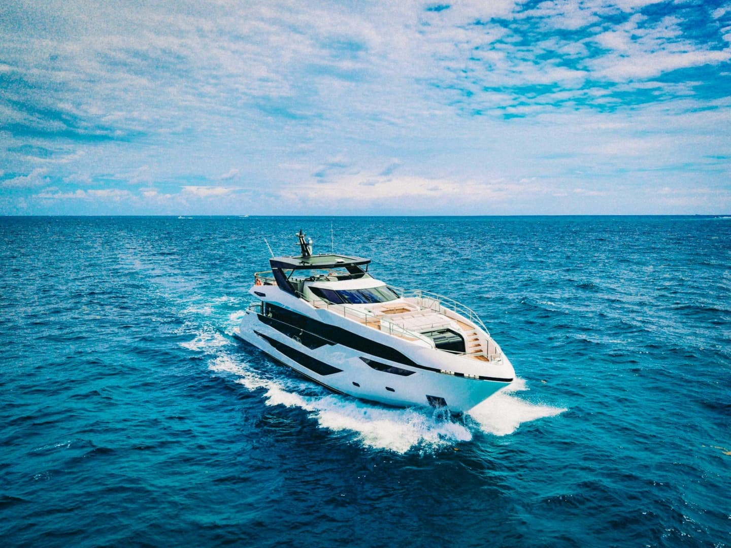 2024 Sunseeker Sunseeker 100 Yacht