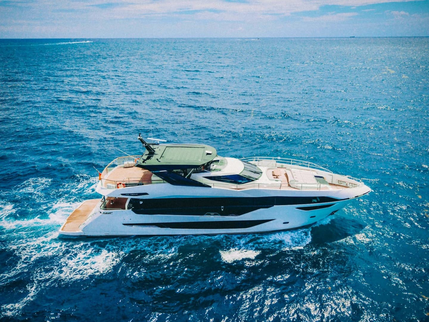 2024 Sunseeker Sunseeker 100 Yacht