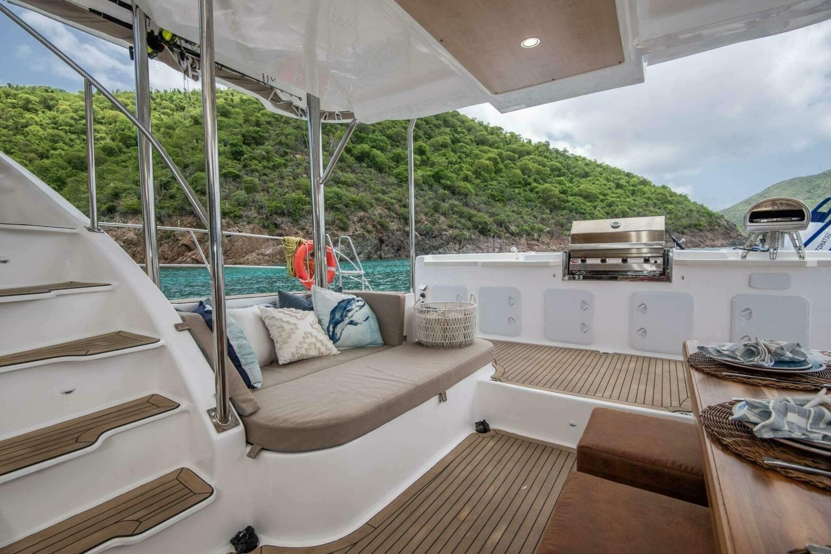 2023 Royal Cape Catamarans 570 Majestic