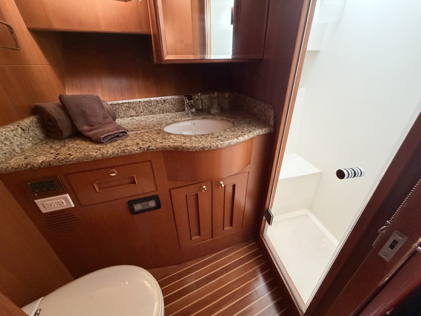 2006 Ocean Alexander 48 Classicco