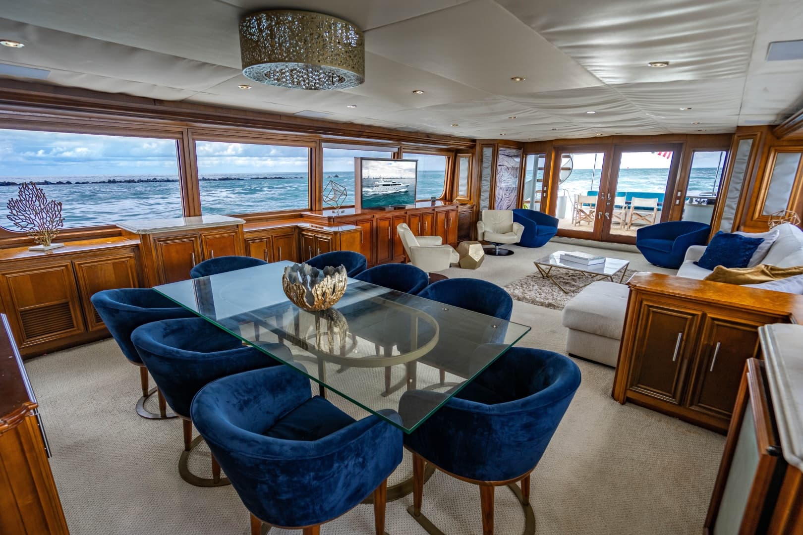2006 Broward Raised Pilothouse