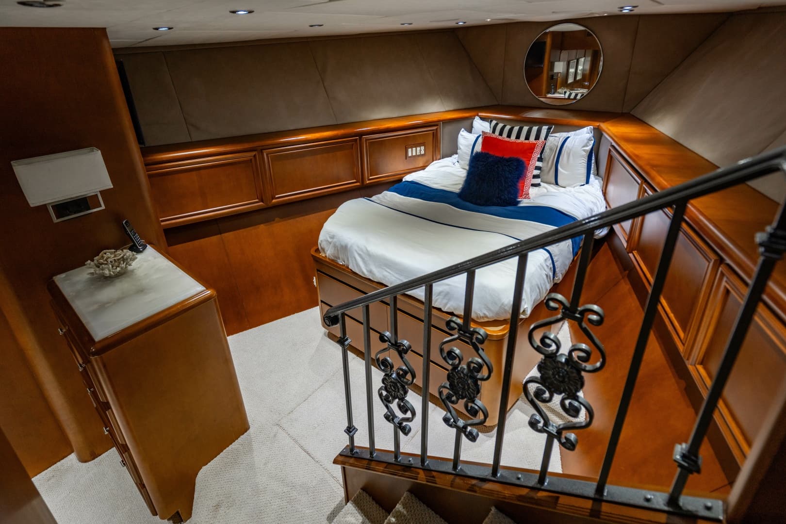 2006 Broward Raised Pilothouse