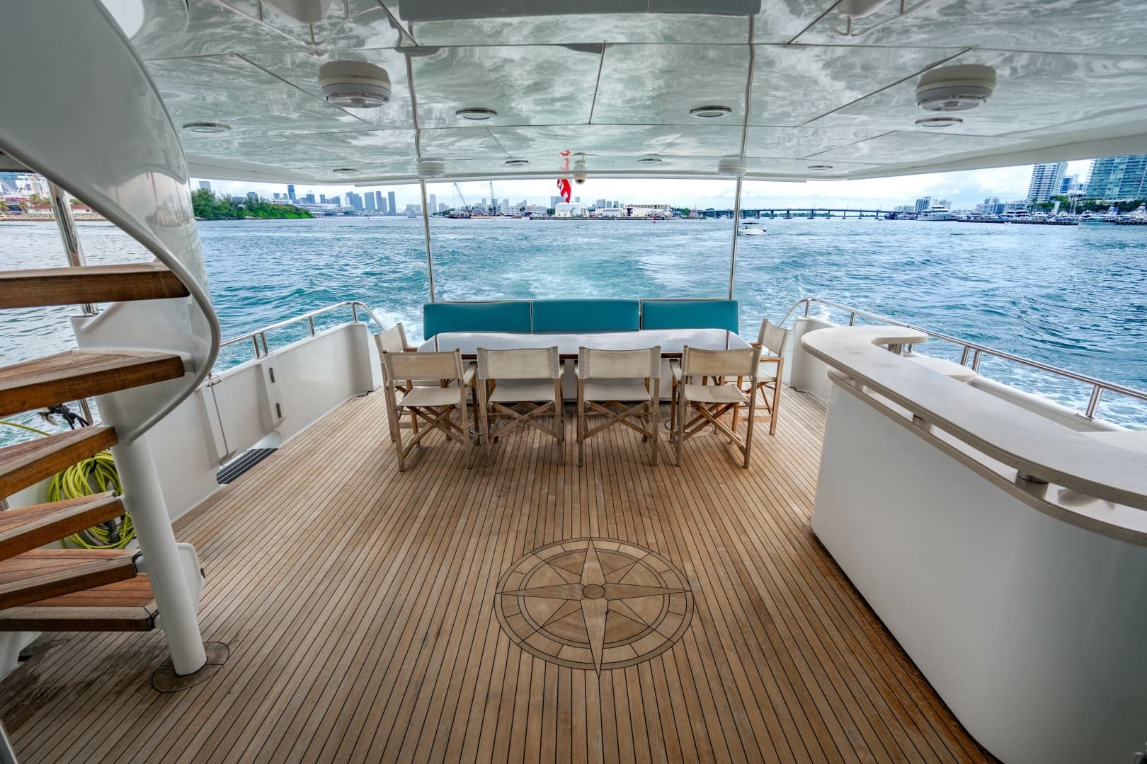 2006 Broward Raised Pilothouse