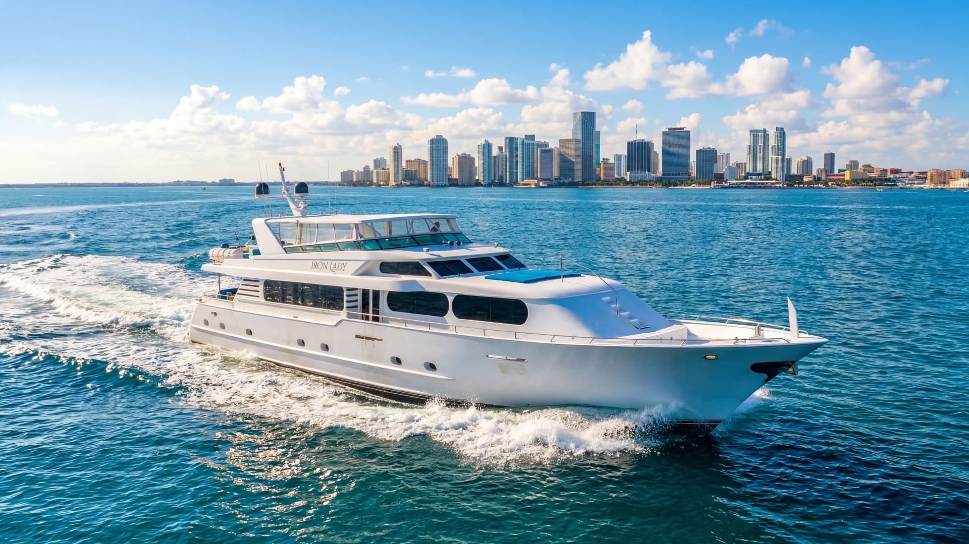 2006 Broward Raised Pilothouse