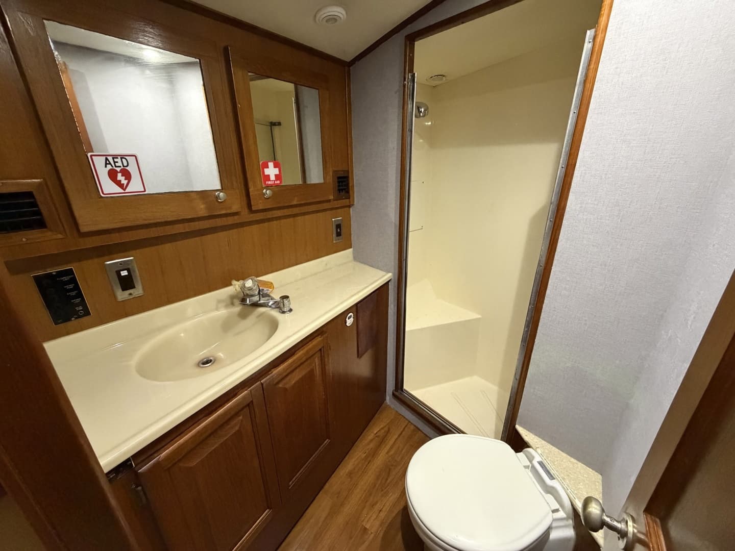 1987 Viking 48 Convertible Sportfish