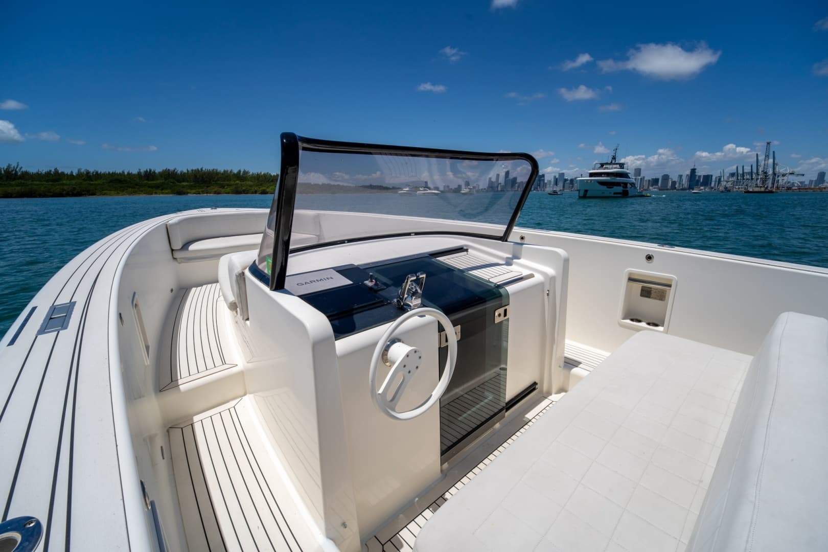 2014 VanDutch 40