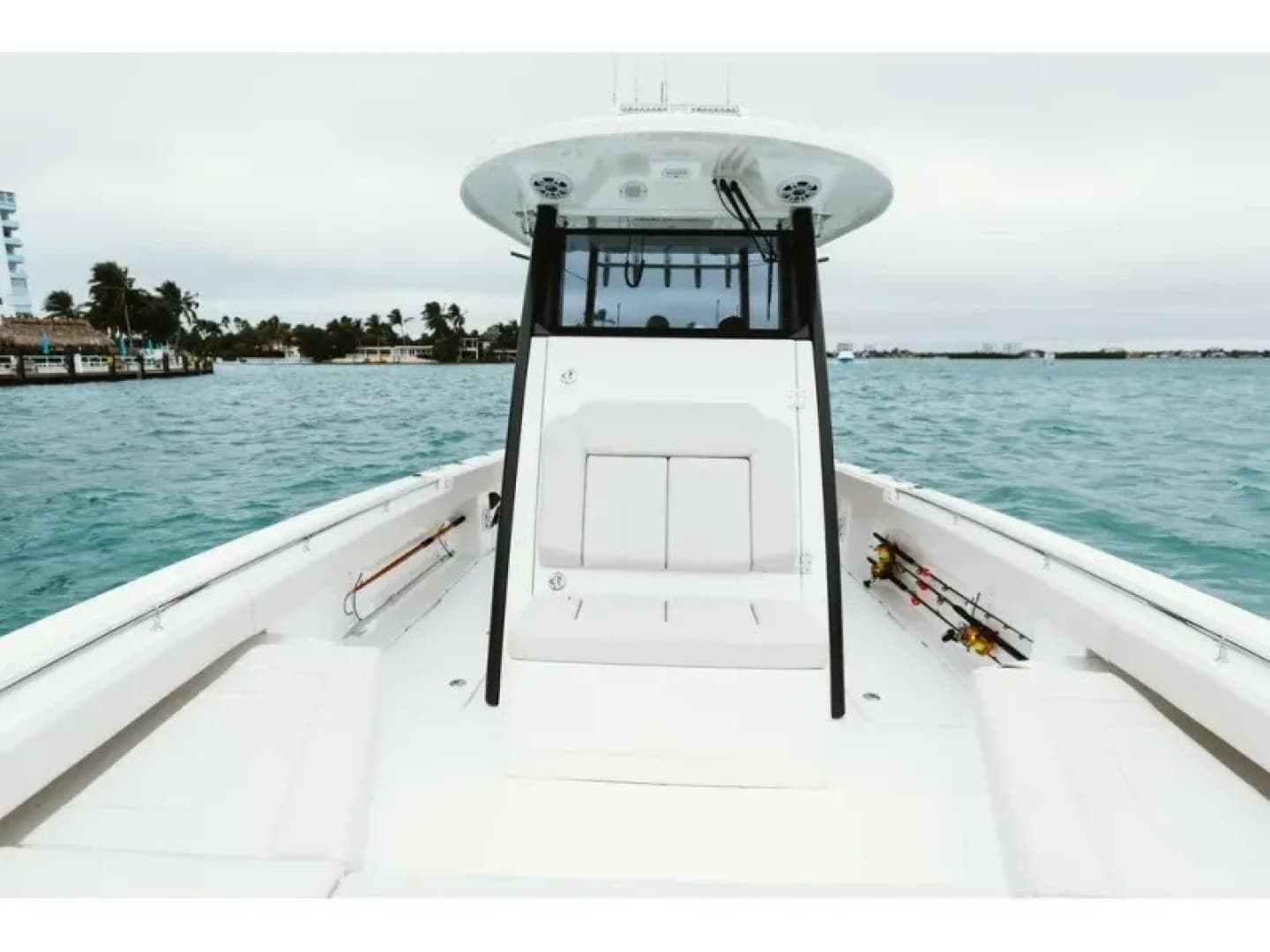 2022 Aquila 28 Molokai