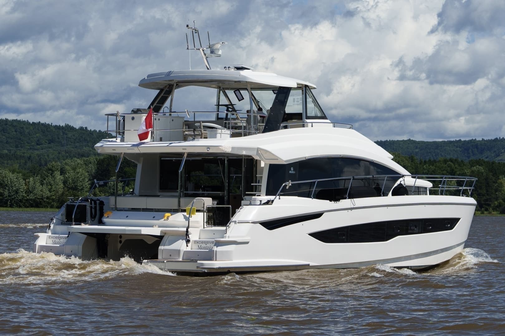 2024 Aquila 54 YACHT