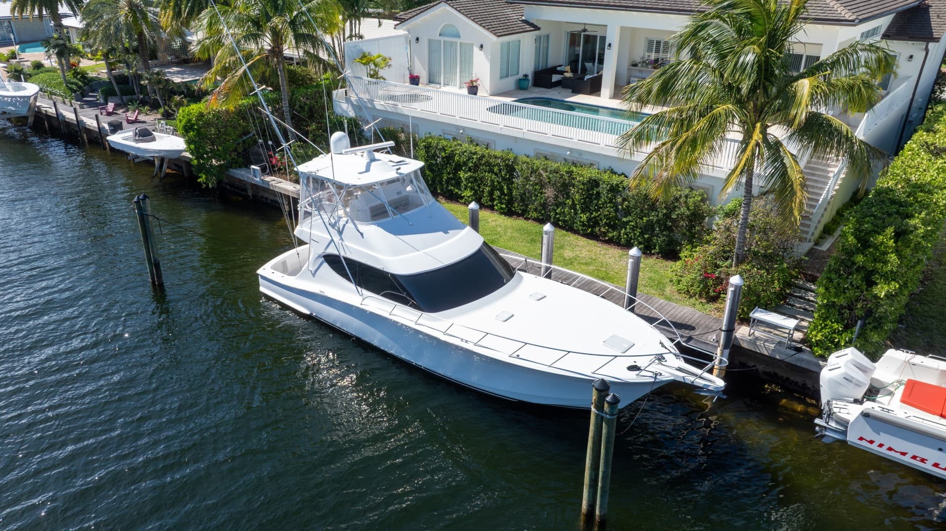2017 Hatteras 54 GT