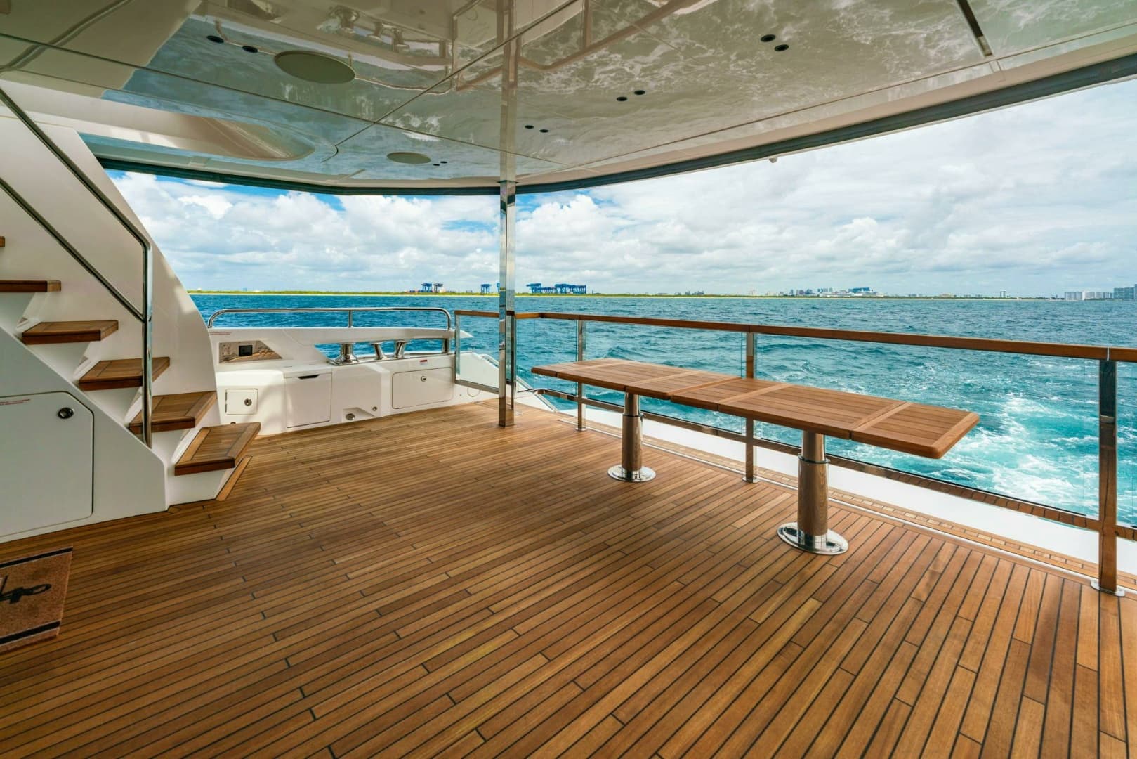 2024 Sunseeker Sunseeker 100 Yacht