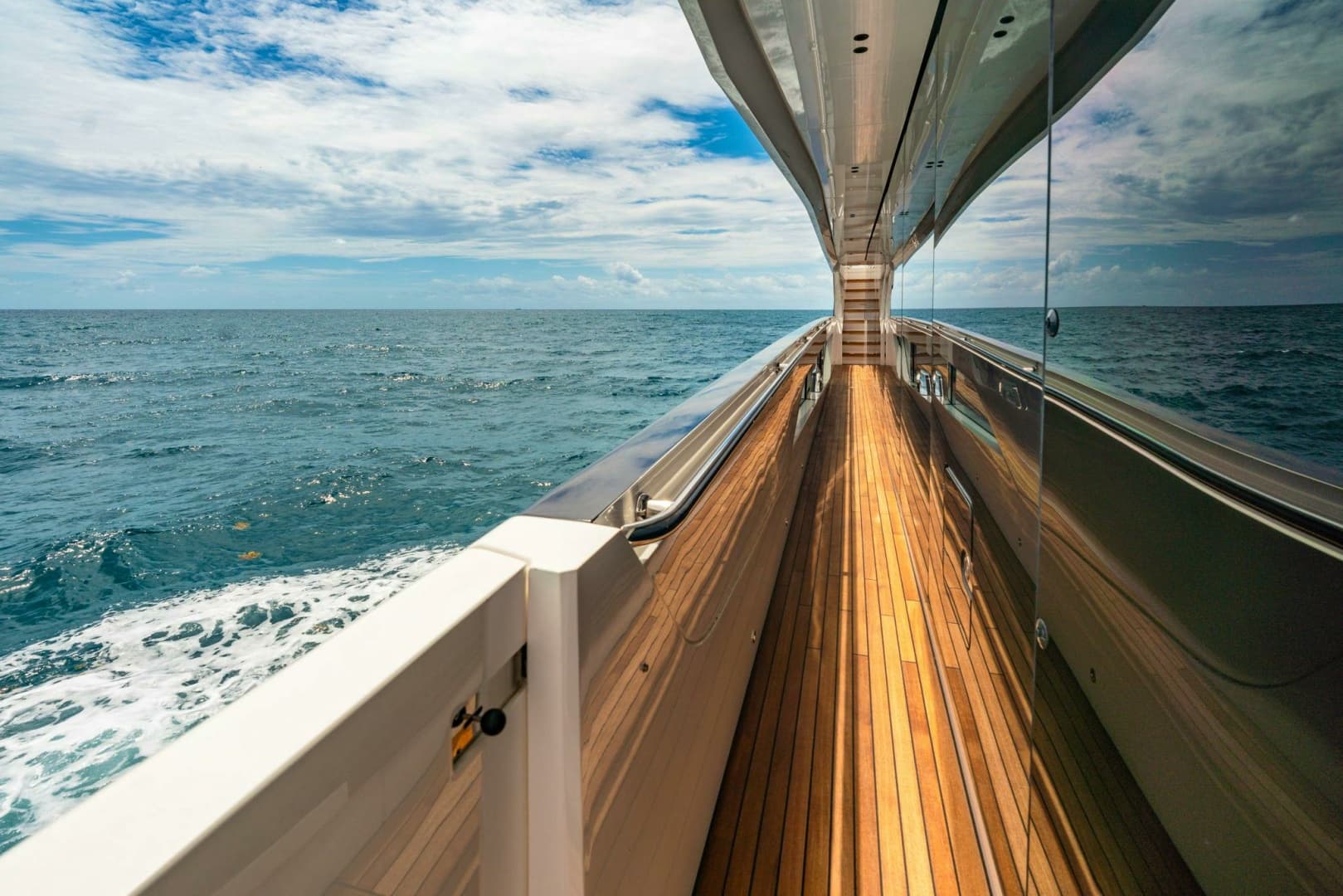 2024 Sunseeker Sunseeker 100 Yacht