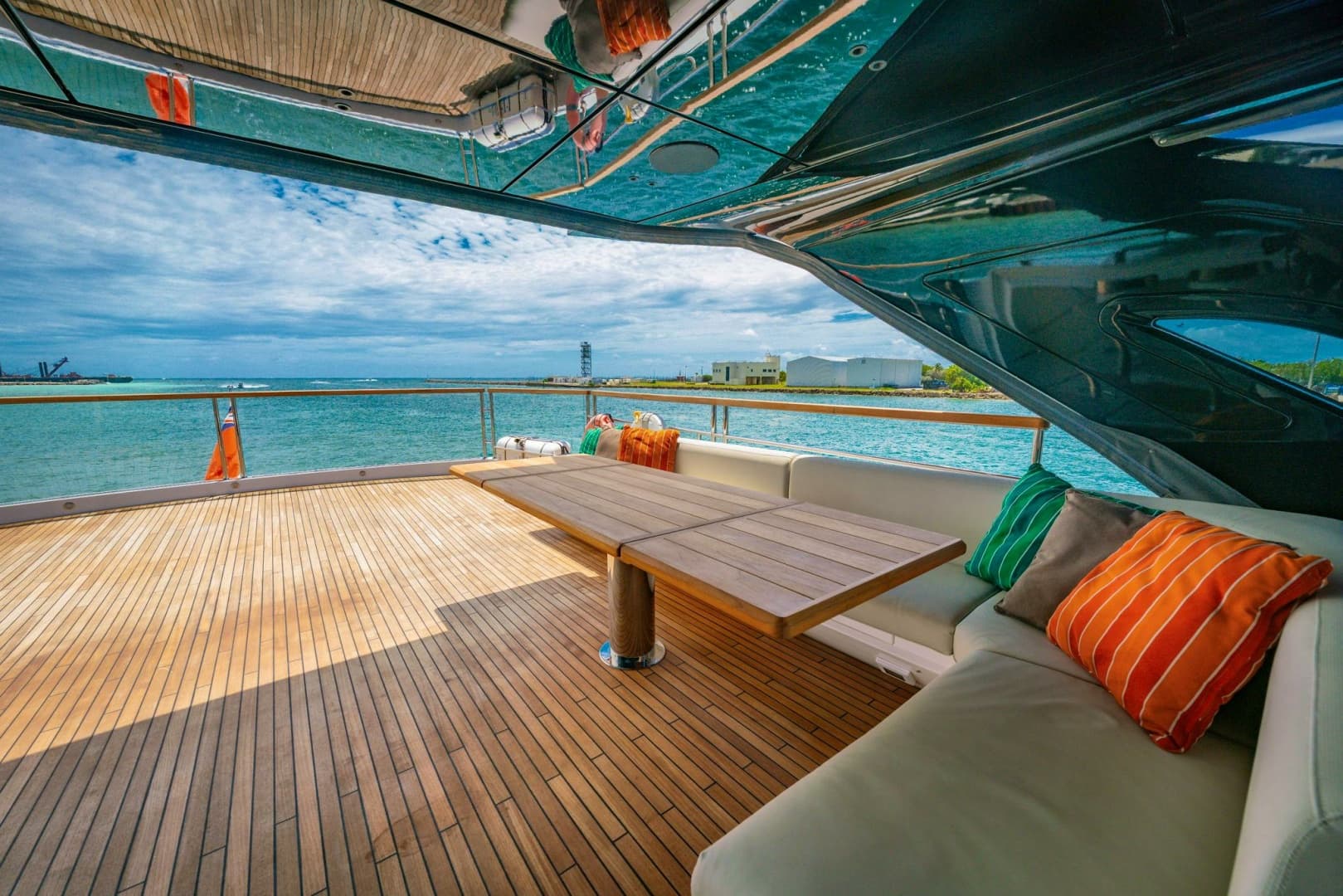 2024 Sunseeker Sunseeker 100 Yacht