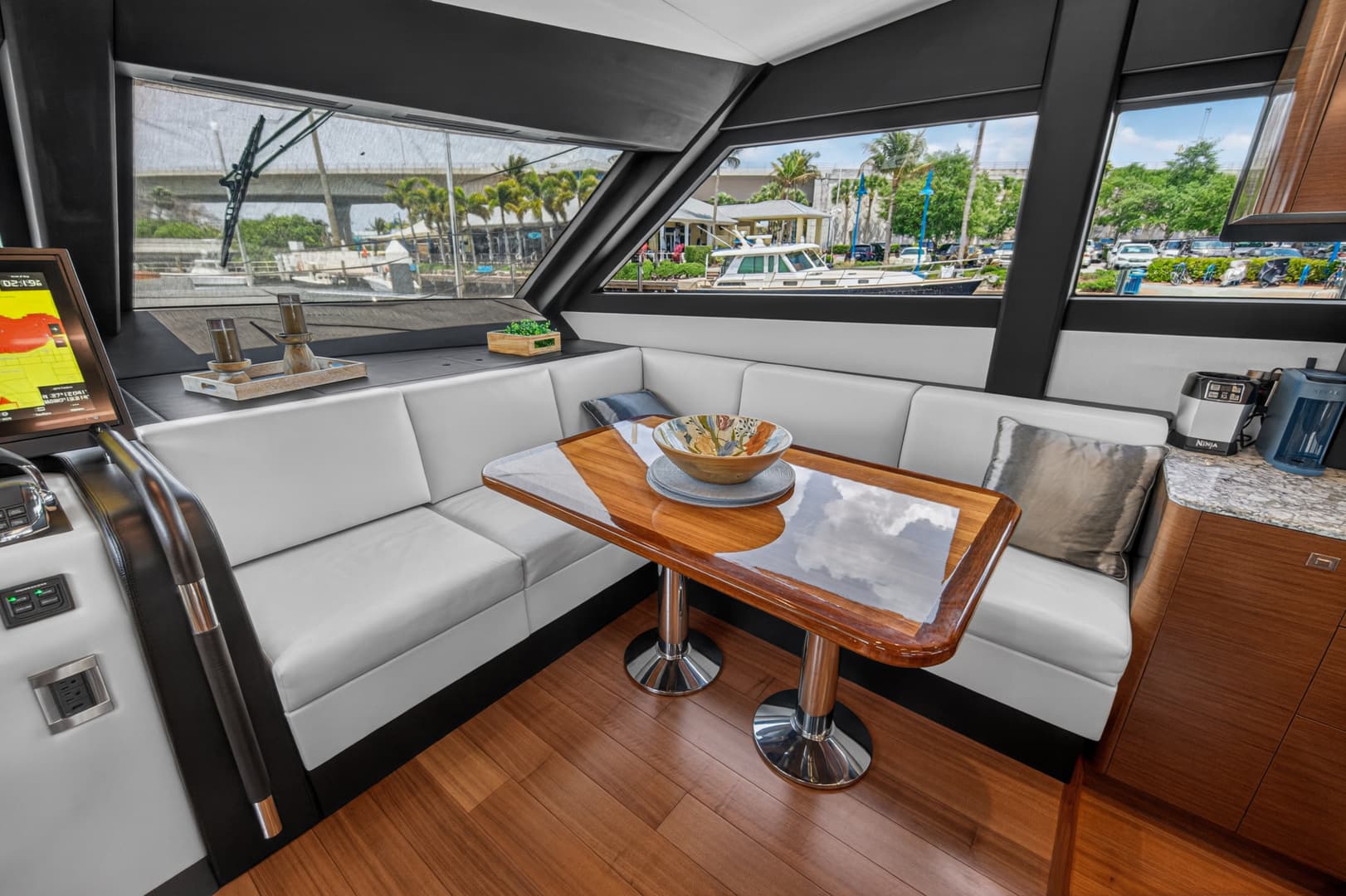 2021 Ocean Alexander 70E