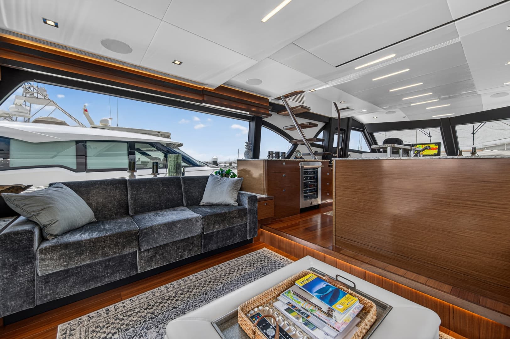 2021 Ocean Alexander 70E