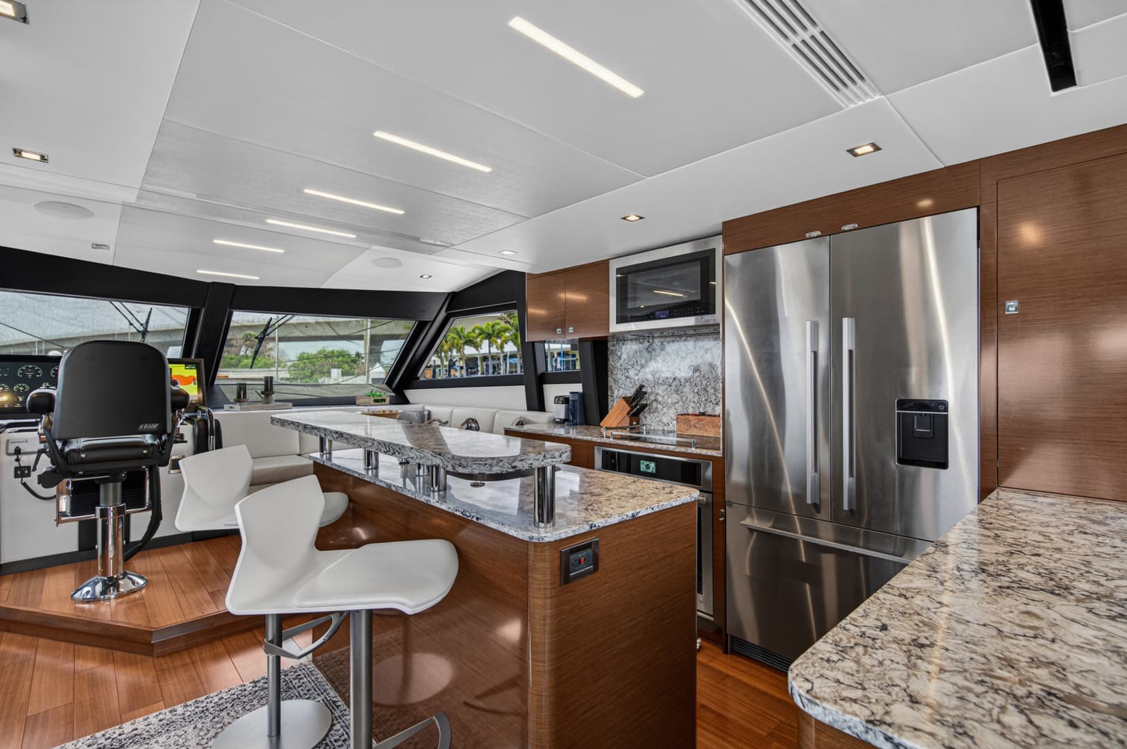 2021 Ocean Alexander 70E