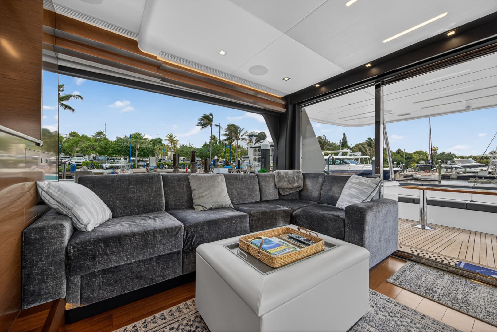 2021 Ocean Alexander 70E