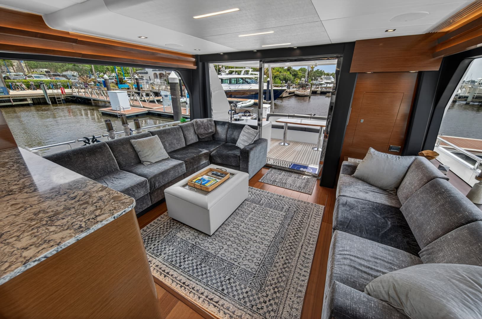 2021 Ocean Alexander 70E