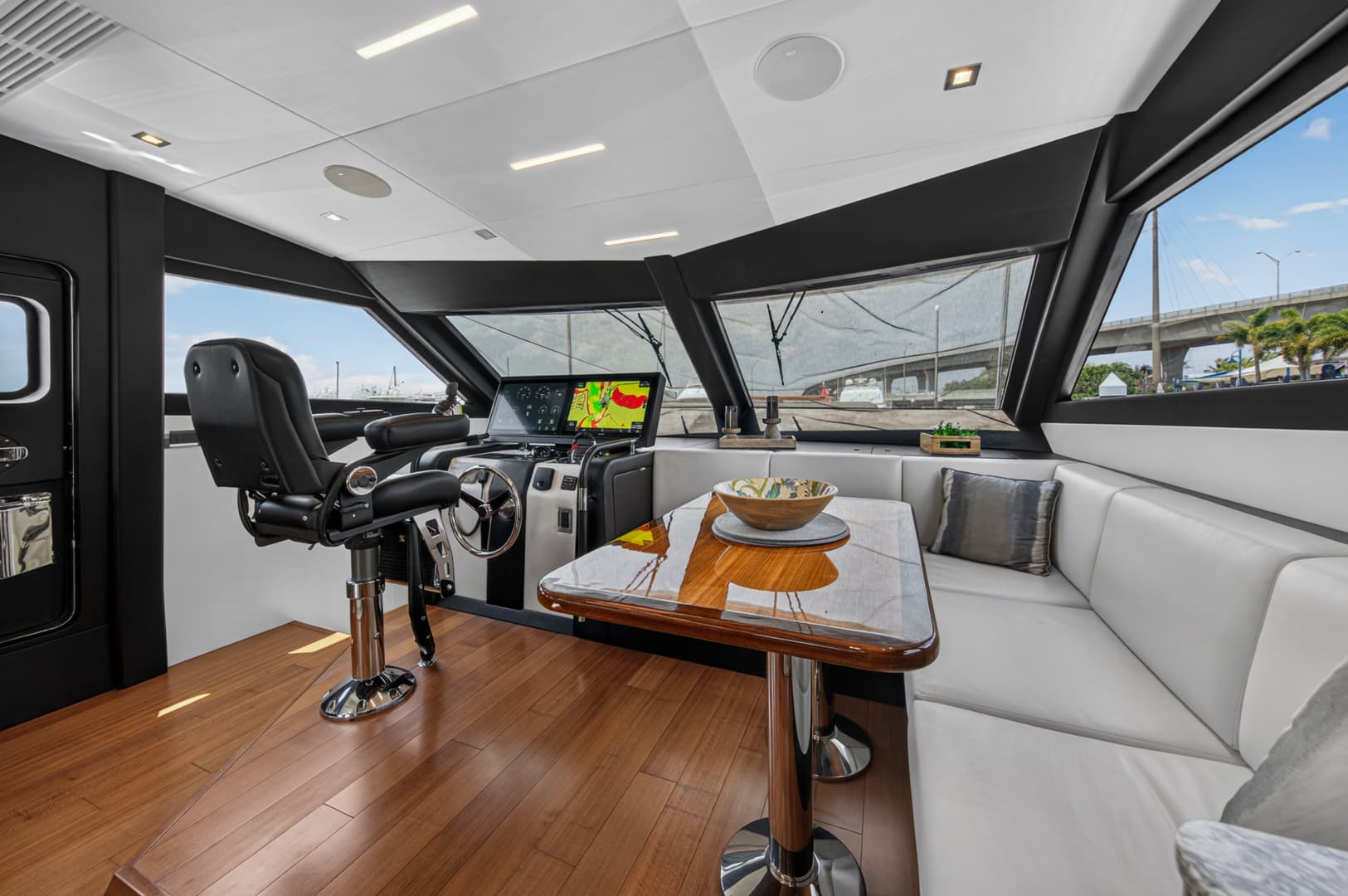 2021 Ocean Alexander 70E