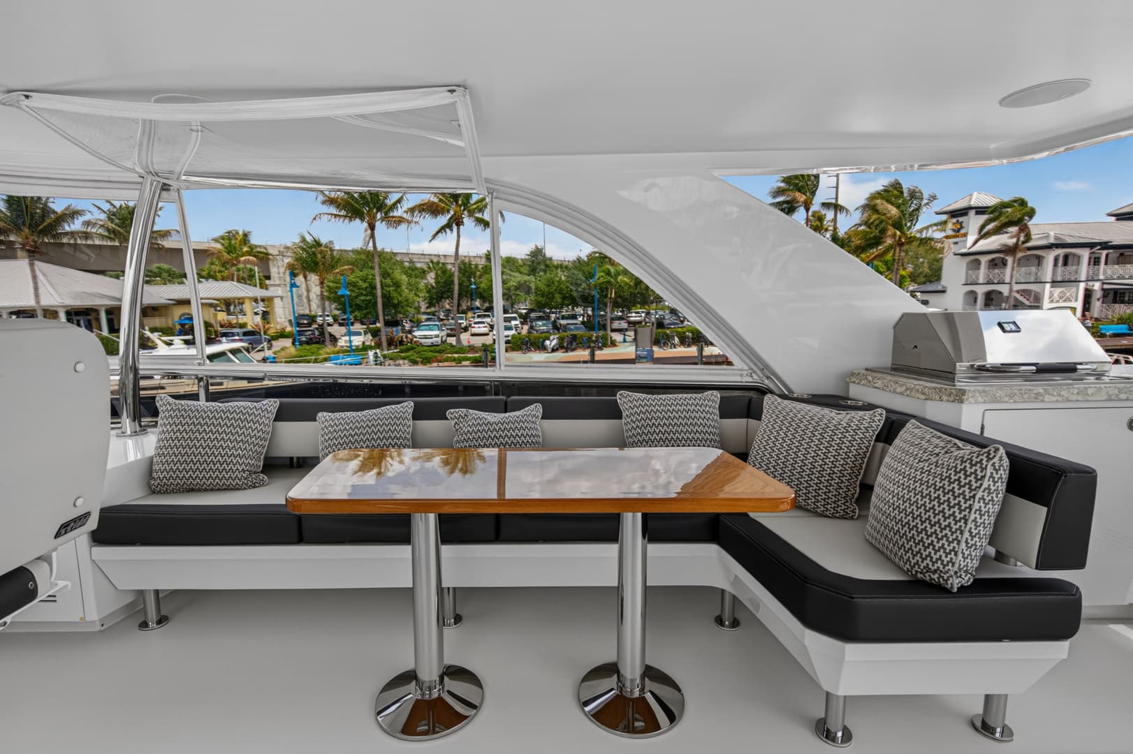 2021 Ocean Alexander 70E