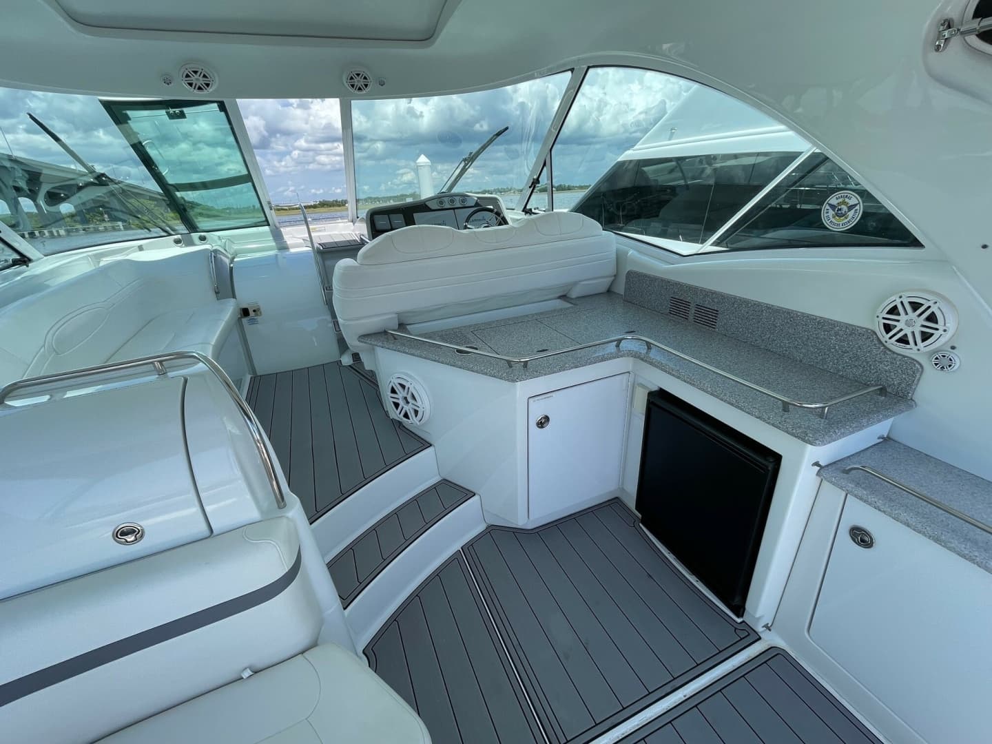 2008 Formula 45 Yacht