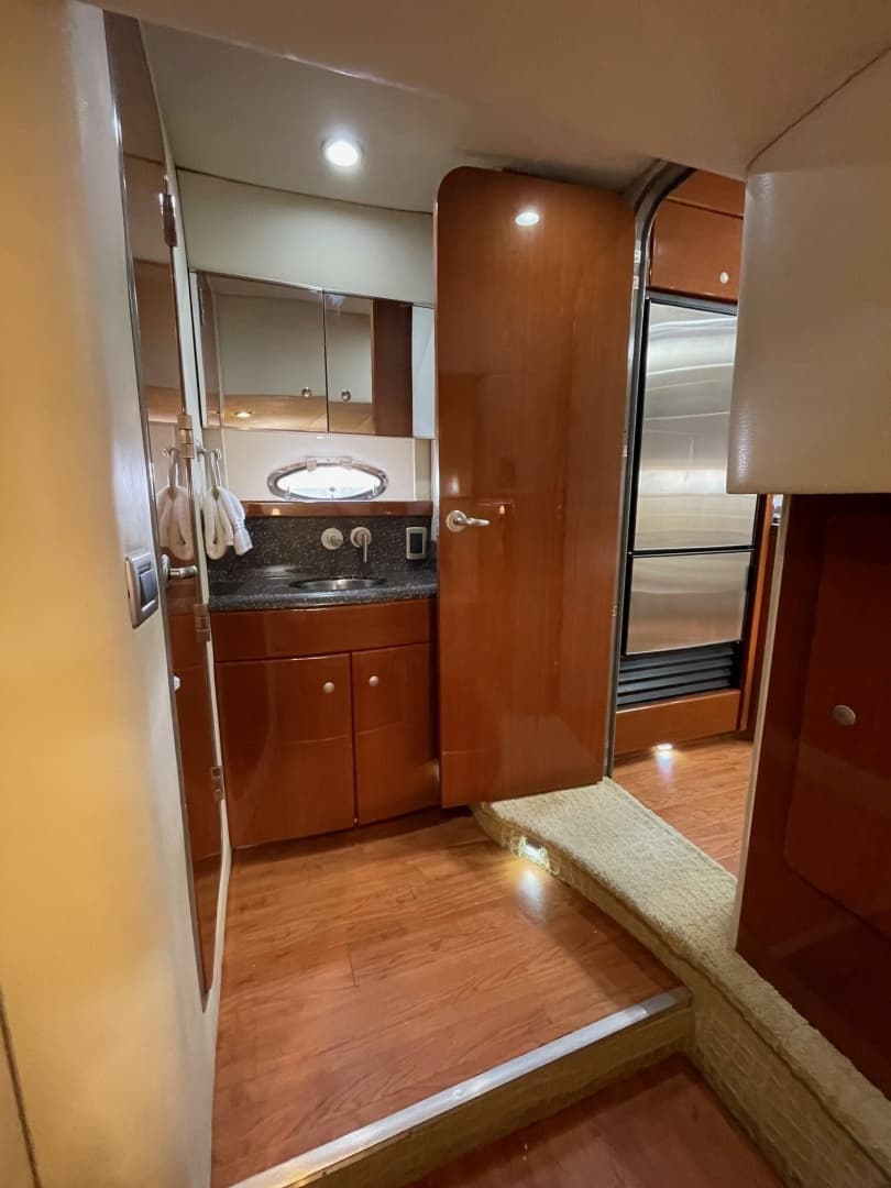 2008 Formula 45 Yacht